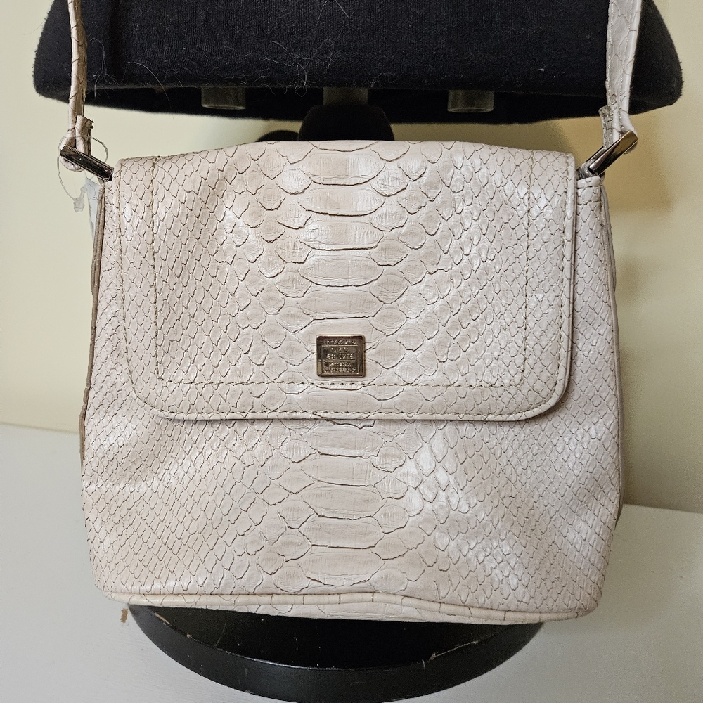 Liz Claiborne Embossed Snakeskin Cream Crossbody Saddle Bag Vegan Leather